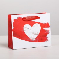 Пакет подарочный ламинированный горизонтальный «Love»