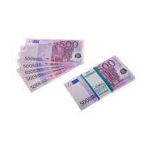 Пачка купюр 500 евро