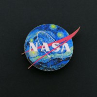Деревянный значок NASA